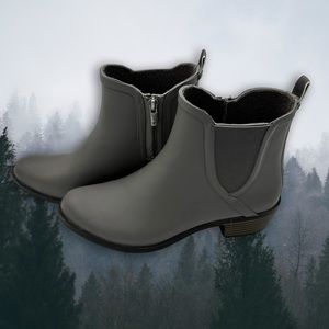 Lucky Brand Rain Booties Rubber Basel Gray Stacked Heel Women's Size 8‎